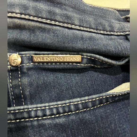 Authentic Women’s Valentino Jeans medium-dark wash, mid rise. Size 28 - Picture 6 of 14